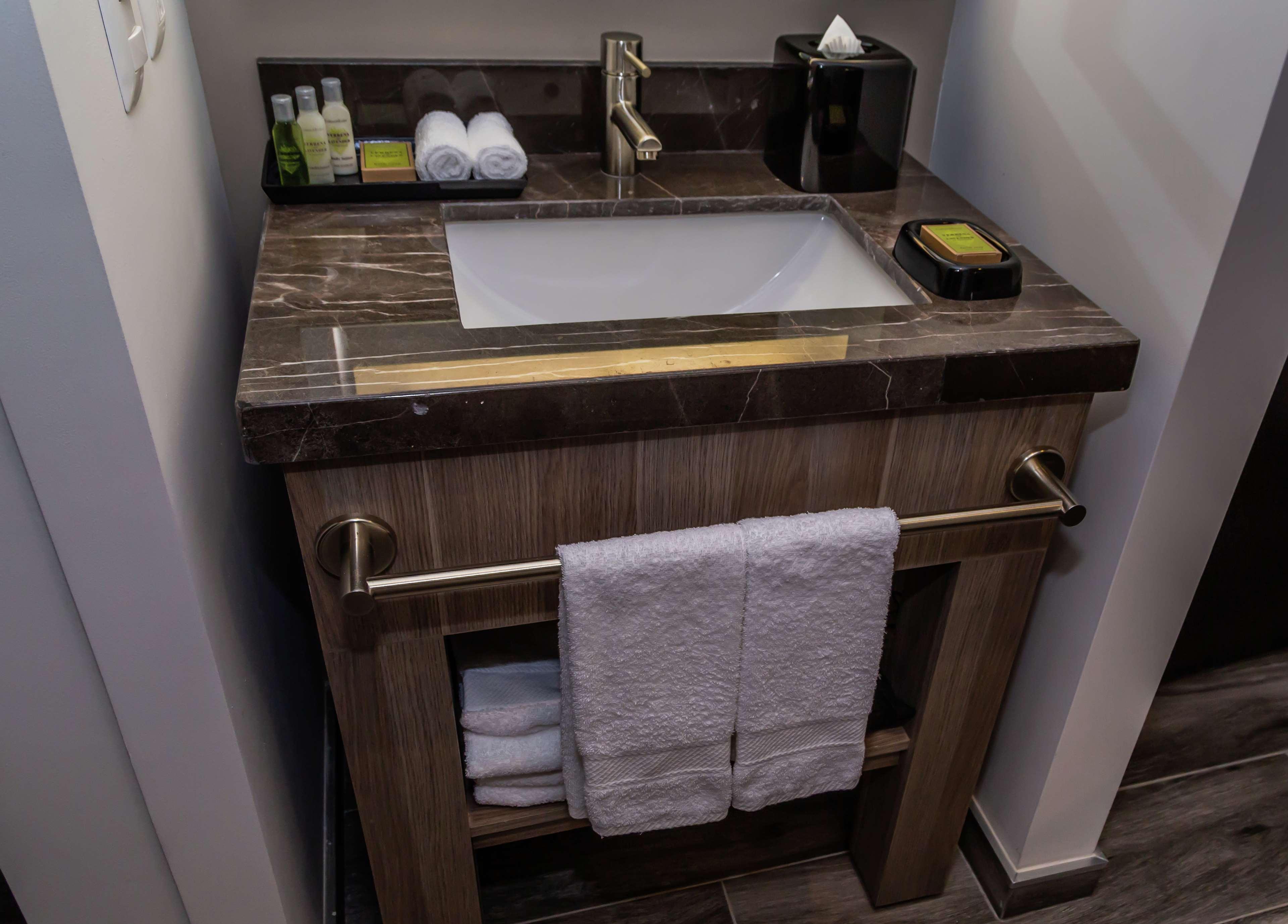 Hampton Inn & Suites By Hilton Puebla Ngoại thất bức ảnh